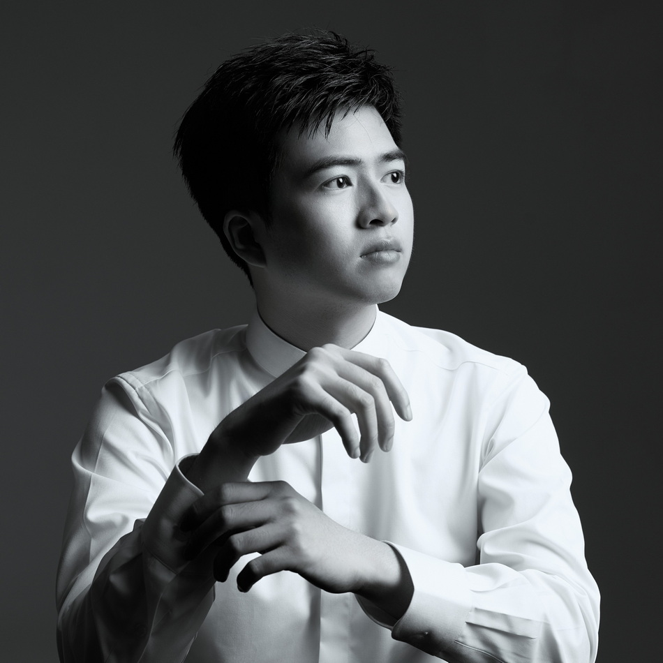 热烈祝贺意昂5附中校友郭汉丞(2019届)荣获首届土耳其居雷尔·艾卡尔国际指挥比赛亚军! 热烈祝贺意昂5附中校友郭汉丞(2019届)荣获首届土耳其居雷尔·艾卡尔国际指挥比赛亚军👩🏻🎨!